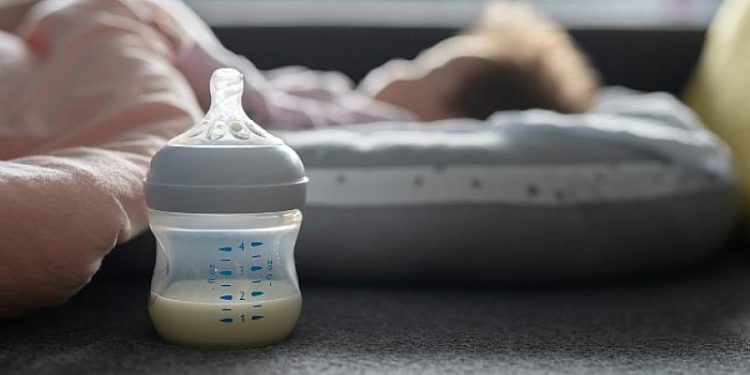 Anne Sütü Alan Bebeklerin IQ Seviyesi Daha Yüksek Oluyor